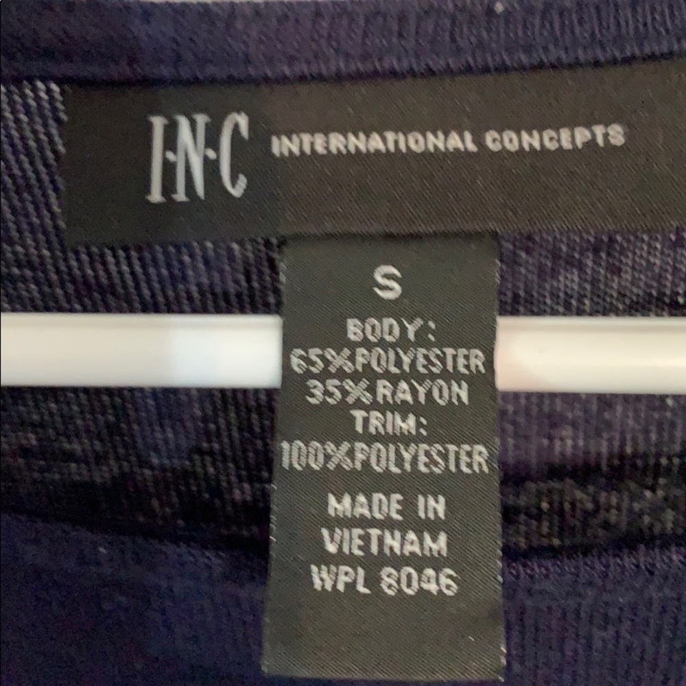 Short sleeve light weight sweater